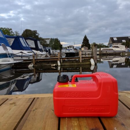 12-litre-scepter-marine-tank