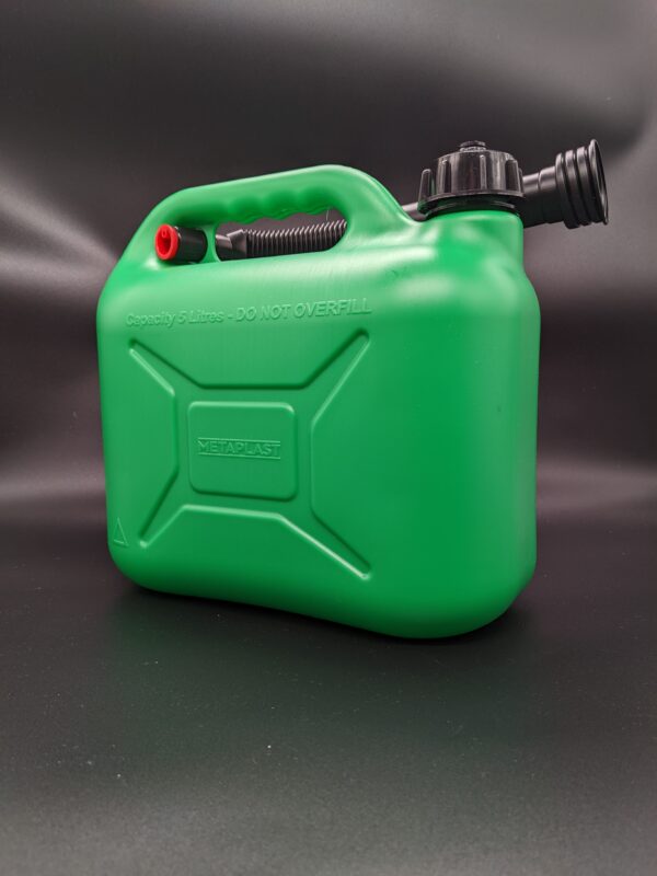 Wavian Quality Fuel Cans & Accessories