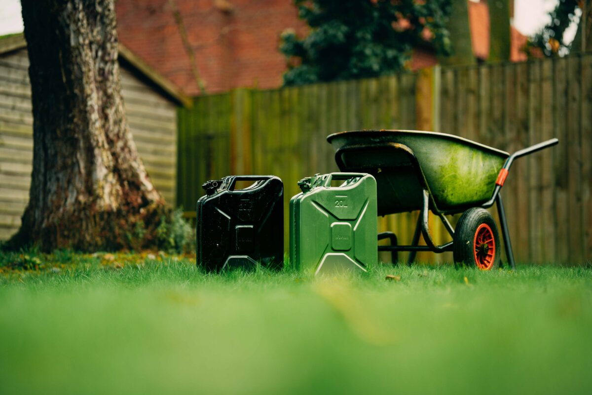 Wavian Quality Fuel Cans & Accessories