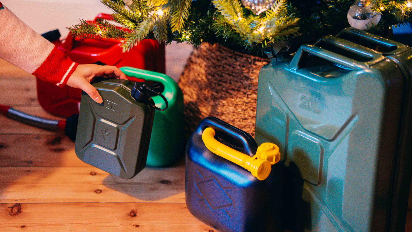 Wavian Quality Fuel Cans & Accessories