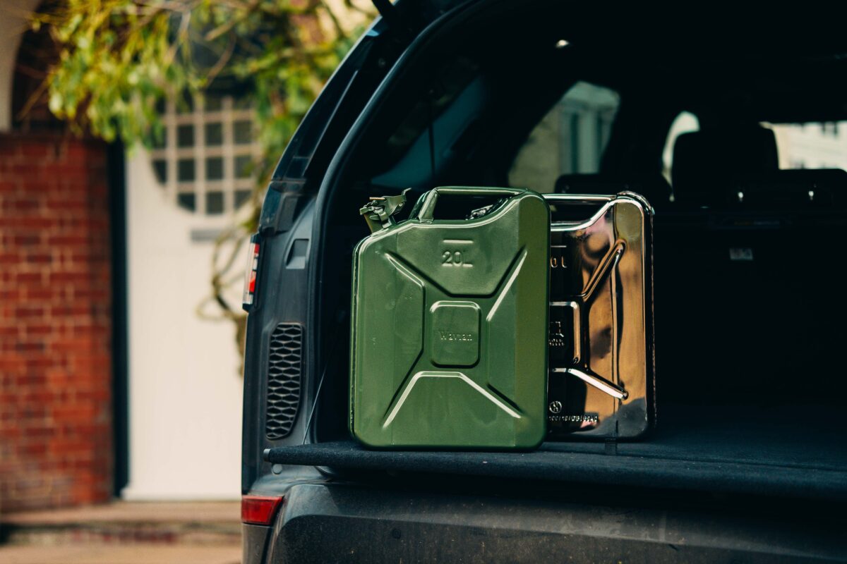 Wavian Quality Fuel Cans & Accessories