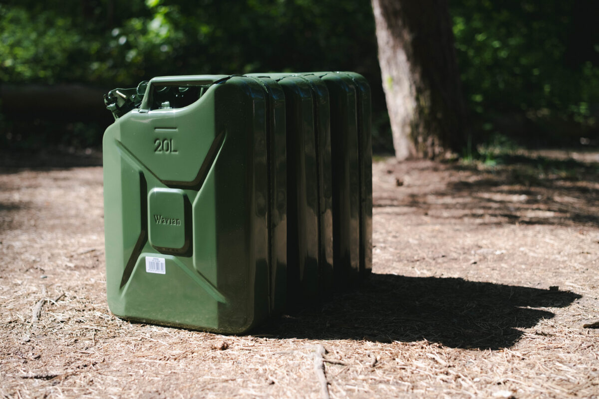 Wavian Quality Fuel Cans & Accessories
