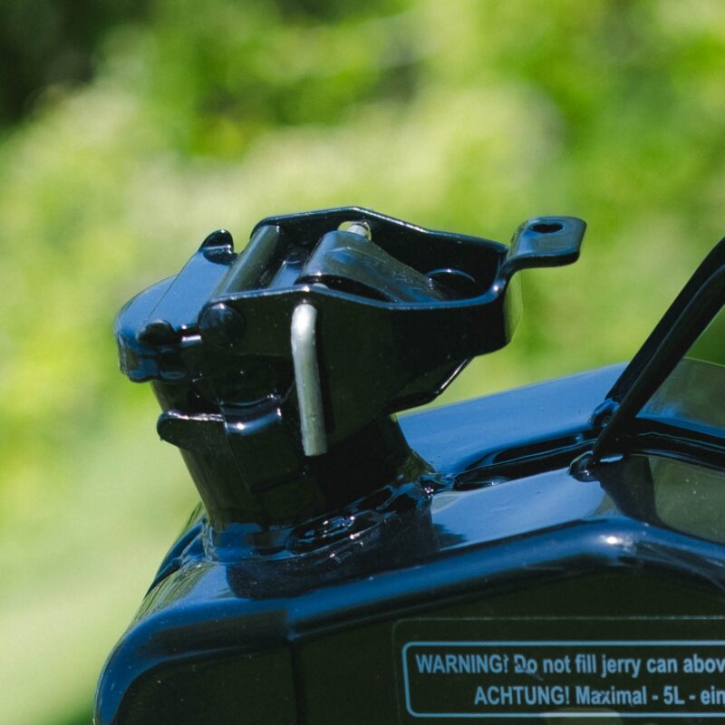 Wavian Quality Fuel Cans & Accessories